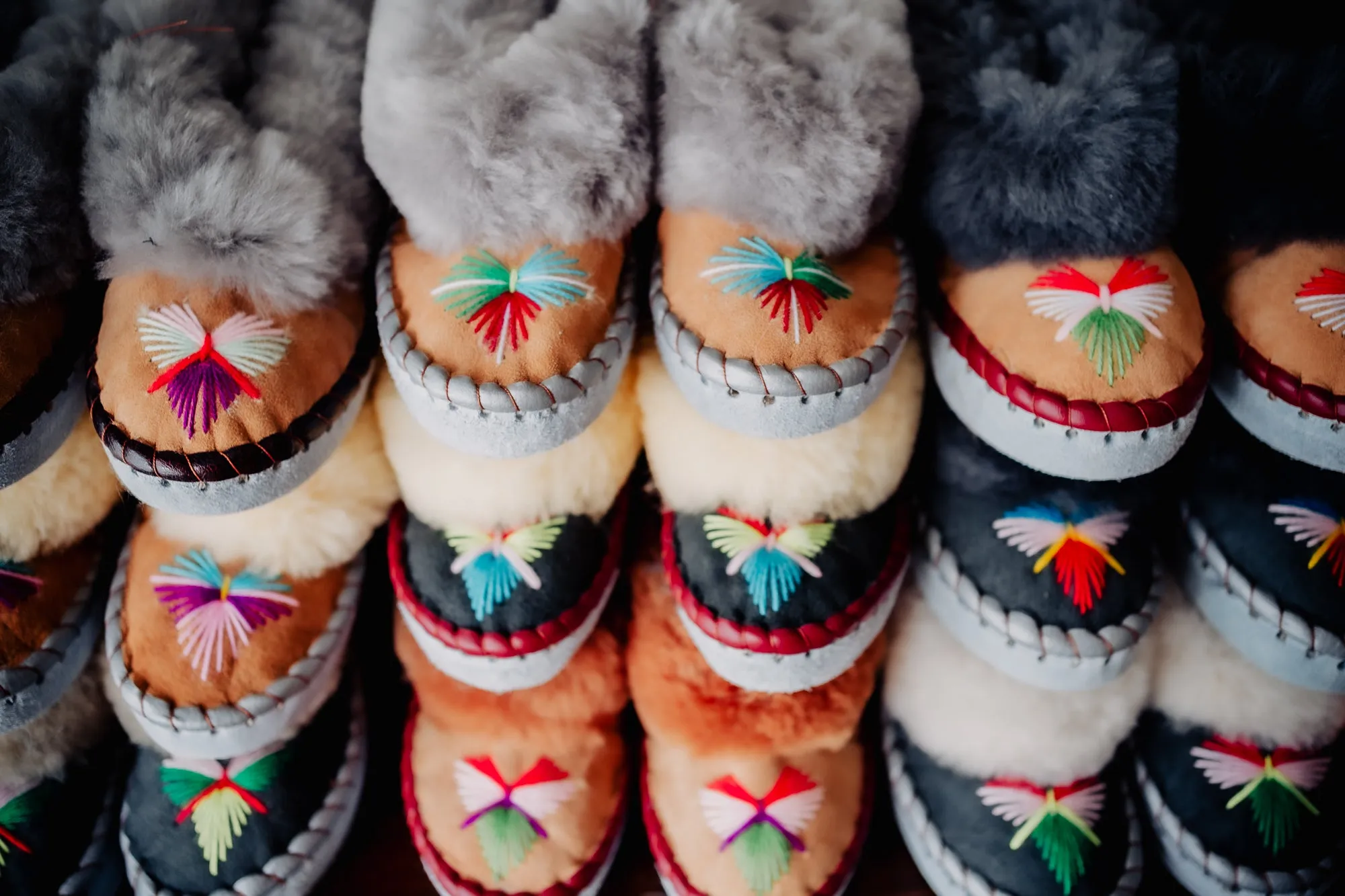 Sheepskin slippers with embroidery  'LUCKY DIP'