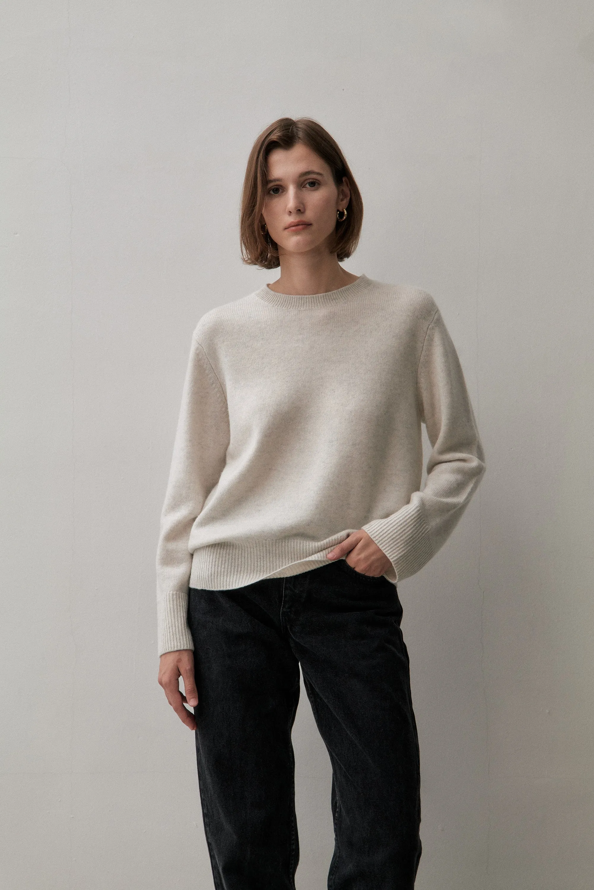 THE CLASSIC CREW SWEATER - CLOUDY